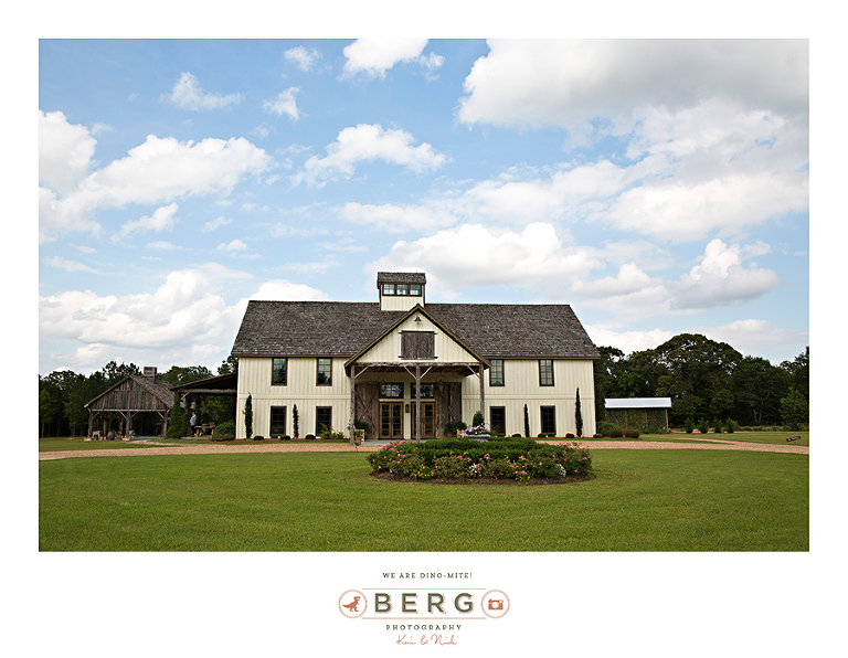 The Barn at Bridlewood Hattiesburg Mississippi wedding photographers (1)